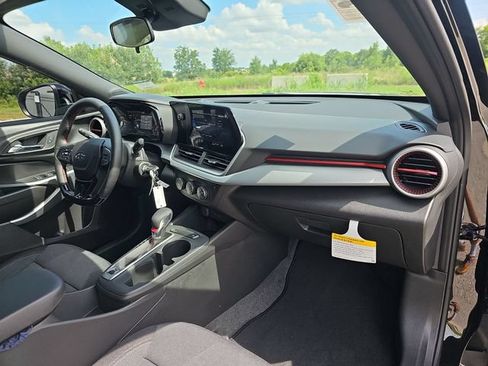 New 2026 Chevrolet Trax RS w/ Driver Confidence Package FWD image 28