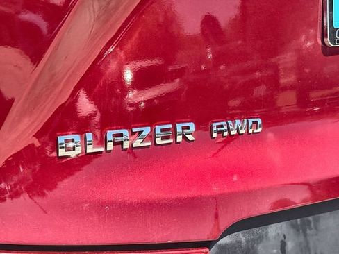 Certified 2025 Chevrolet Blazer LT AWD/4WD image 31