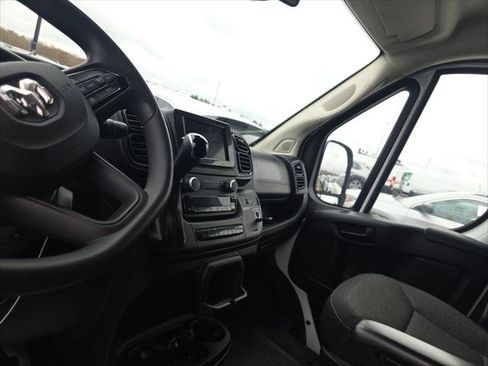 Used 2025 RAM ProMaster 2500 w/ U-Haul Equipment Group FWD image 14