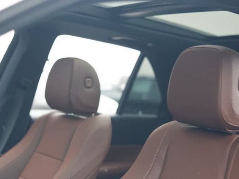 Used 2024 Mercedes-Benz GLE 350 4MATIC w/ Driver Assistance Package image 25