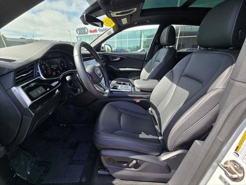 Used 2025 Audi Q8 Premium Plus w/ Premium Plus Package AWD/4WD image 21