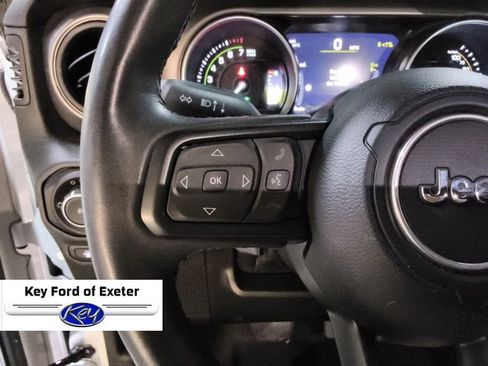 Used 2023 Jeep Wrangler Unlimited w/ Cold Weather Group AWD/4WD image 33