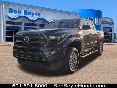 Used 2024 Toyota Tacoma SR AWD/4WD image 1