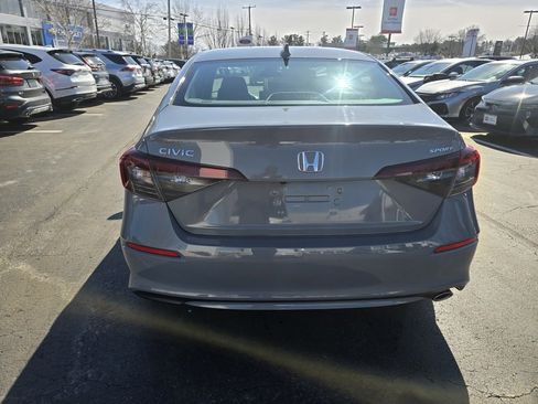 Used 2025 Honda Civic Sport image 7