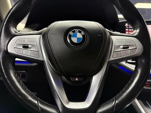 Used 2021 BMW X7 xDrive40i w/ Premium Package AWD/4WD image 22