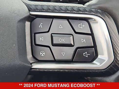 Used 2024 Ford Mustang Convertible RWD image 26