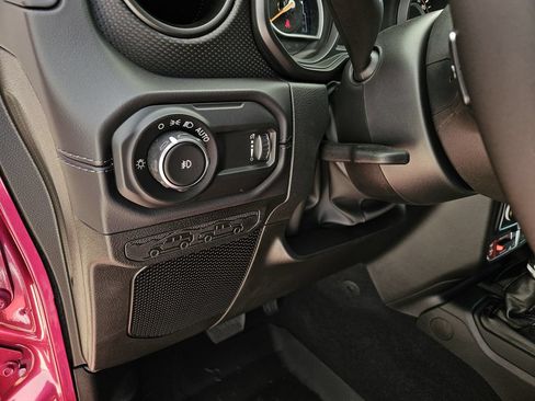 New 2026 Jeep Wrangler Unlimited Rubicon AWD/4WD image 15
