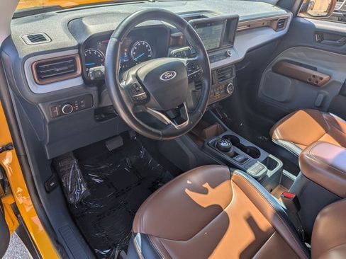 Used 2022 Ford Maverick Lariat w/ Equipment Group 500A Standard image 9