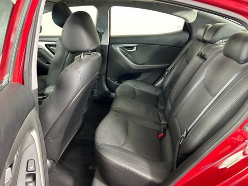 Used 2014 Hyundai Elantra Limited w/ Option Group 03 FWD image 25