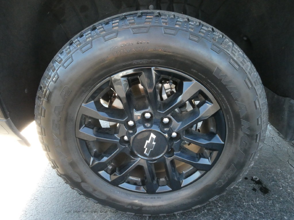 Certified 2025 Chevrolet Silverado 2500 LT w/ Trail Boss Package AWD/4WD image 11