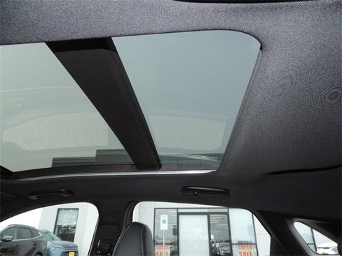 Used 2023 Kia K5 GT-Line image 12