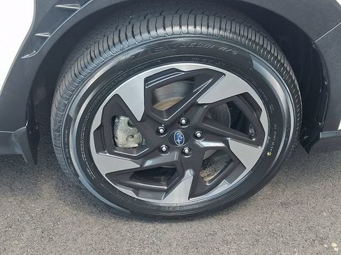 Certified 2024 Subaru Crosstrek 2.5i Limited w/ Crosstrek Mirror Package AWD/4WD image 8