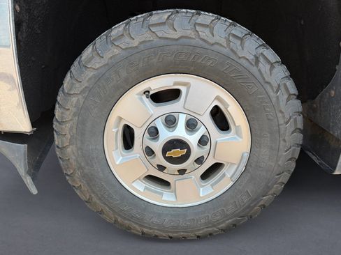 Used 2016 Chevrolet Silverado 2500 W/T w/ WT Convenience Package AWD/4WD image 14