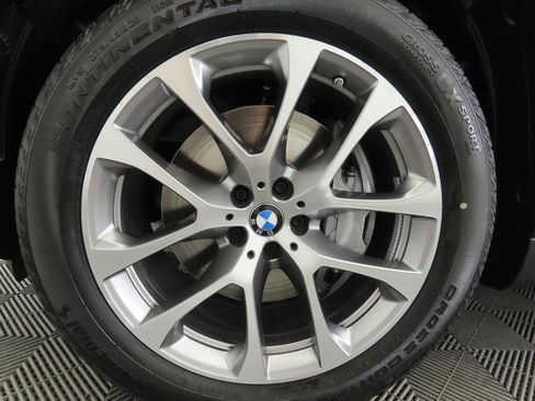 Used 2026 BMW X5 xDrive50e w/ Executive Package image 31