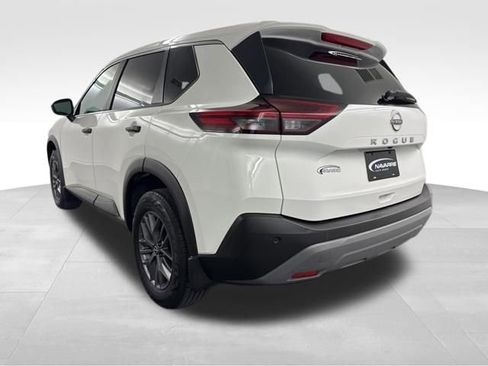 Used 2023 Nissan Rogue S FWD image 7