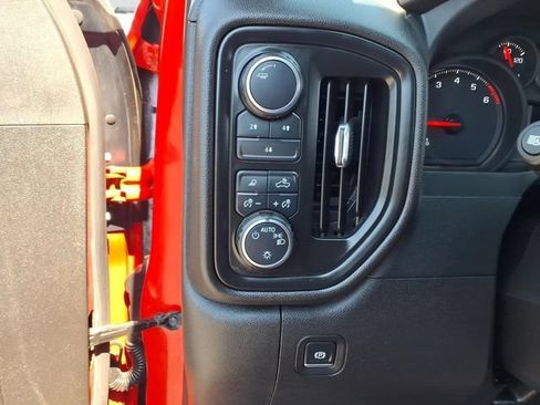 Used 2024 Chevrolet Silverado 2500 Custom w/ Custom Convenience Package AWD/4WD image 25