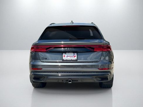 Used 2021 Audi Q8 Prestige AWD/4WD image 6