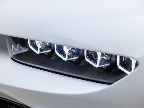 Used 2021 Bugatti Chiron Pur Sport image 45