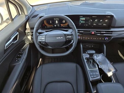 New 2026 Kia Sportage EX FWD image 19
