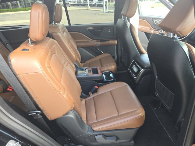 Certified 2021 Lincoln Aviator Reserve w/ Equipment Group 201A AWD/4WD image 19