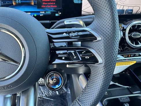 New 2025 Mercedes-Benz GLA 35 AMG 4MATIC image 26