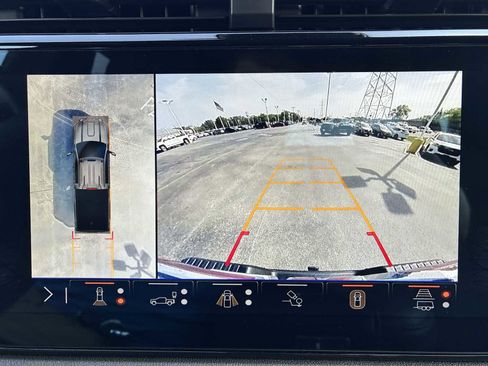 Certified 2024 GMC Sierra 2500 AT4 w/ AT4 Preferred Package image 14