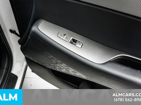 Used 2025 Hyundai Palisade SE FWD image 40