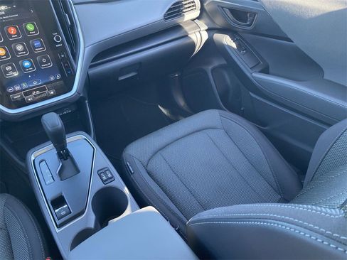 Used 2024 Subaru Crosstrek 2.0i Premium image 13