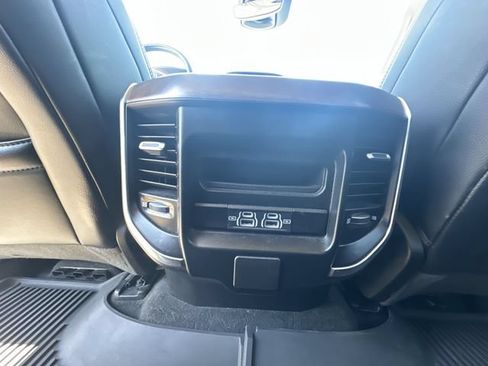 Used 2022 RAM 1500 Laramie AWD/4WD image 23
