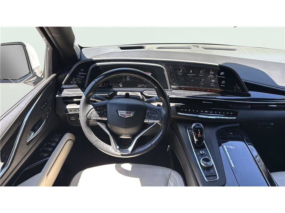 Used 2021 Cadillac Escalade ESV Sport w/ Driver Assist Tech Package AWD/4WD image 19