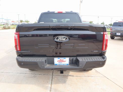 New 2025 Ford F150 Lariat w/ FX4 Off-Road Package image 23