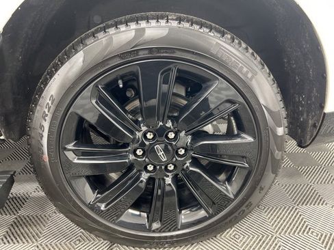 Used 2024 Lincoln Navigator L Reserve image 16
