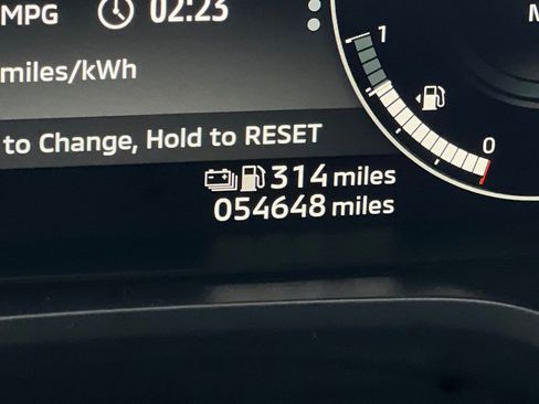 Used 2023 Mitsubishi Outlander SEL image 31