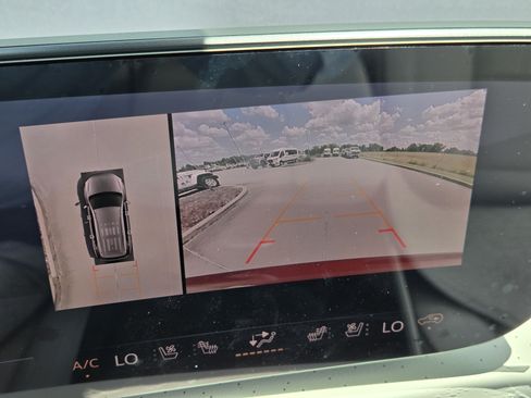 New 2027 Buick Enclave Avenir FWD image 16