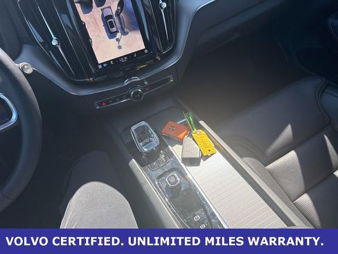 Certified 2024 Volvo XC60 B5 Ultimate w/ Protection Package Premier image 30