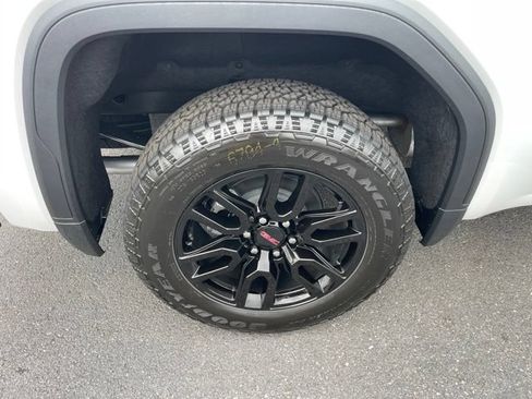 New 2026 GMC Sierra 1500 Elevation AWD/4WD image 8