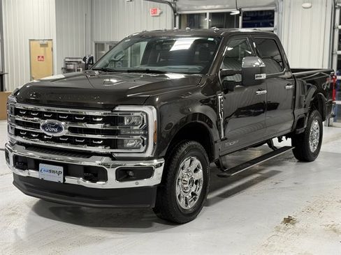 Used 2025 Ford F350 Lariat w/ Lariat Ultimate Package image 6