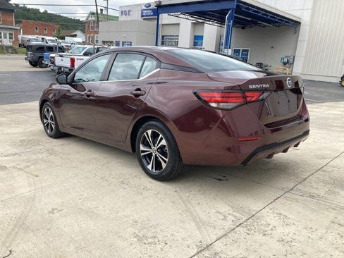 Used 2022 Nissan Sentra SV FWD image 12