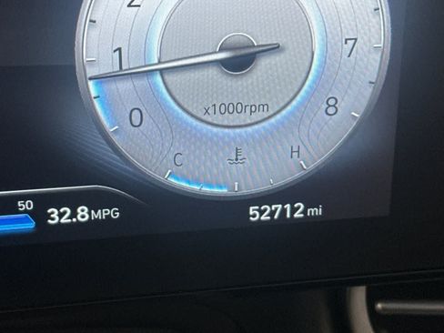 Used 2024 Hyundai Elantra SEL FWD image 24