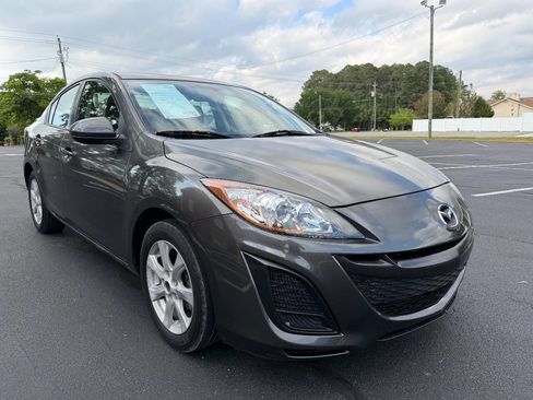Used 2011 MAZDA MAZDA3 i Touring FWD image 4