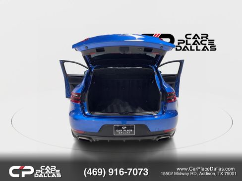 Used 2018 Porsche Macan AWD/4WD image 40
