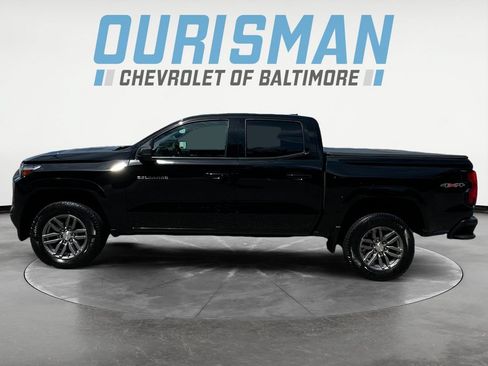 Used 2023 Chevrolet Colorado LT AWD/4WD image 3