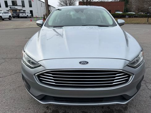 Used 2020 Ford Fusion SE image 9