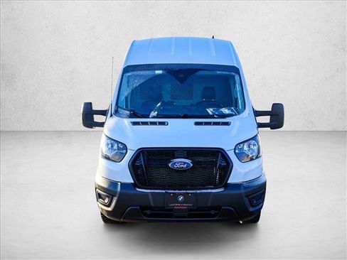 Used 2023 Ford Transit 250 image 2