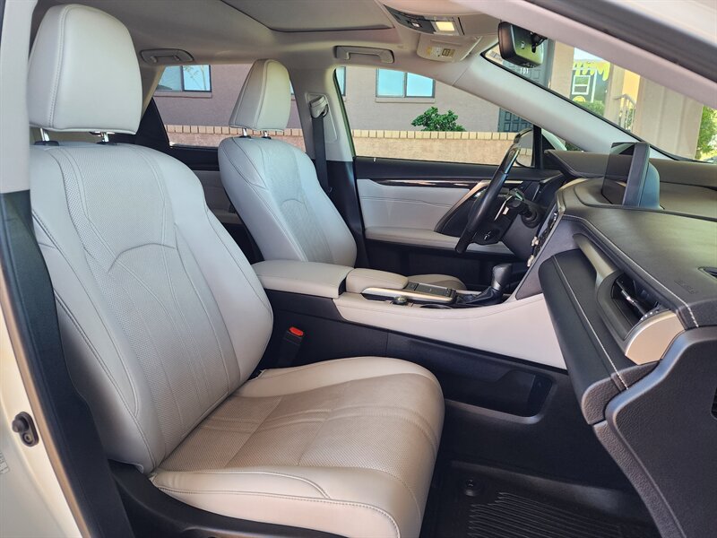 Used 2022 Lexus RX 350L Luxury w/ Accessory Package (Z1) AWD/4WD image 72