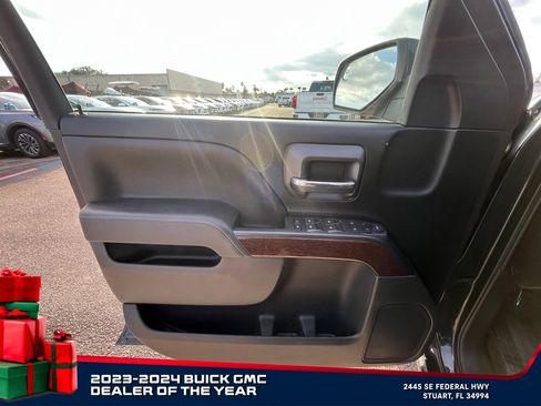 Used 2017 GMC Sierra 1500 SLE w/ SLE Value Package image 23