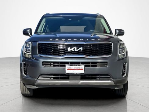 Used 2022 Kia Telluride EX w/ EX Premium Package image 8