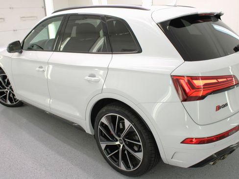 Used 2023 Audi SQ5 Premium Plus w/ Premium Plus Package AWD/4WD image 16