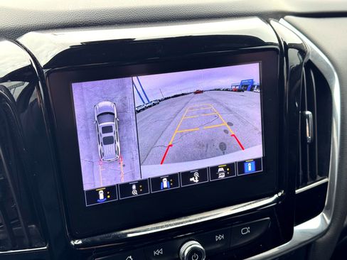 Used 2023 Chevrolet Traverse Premier w/ Redline Edition image 33