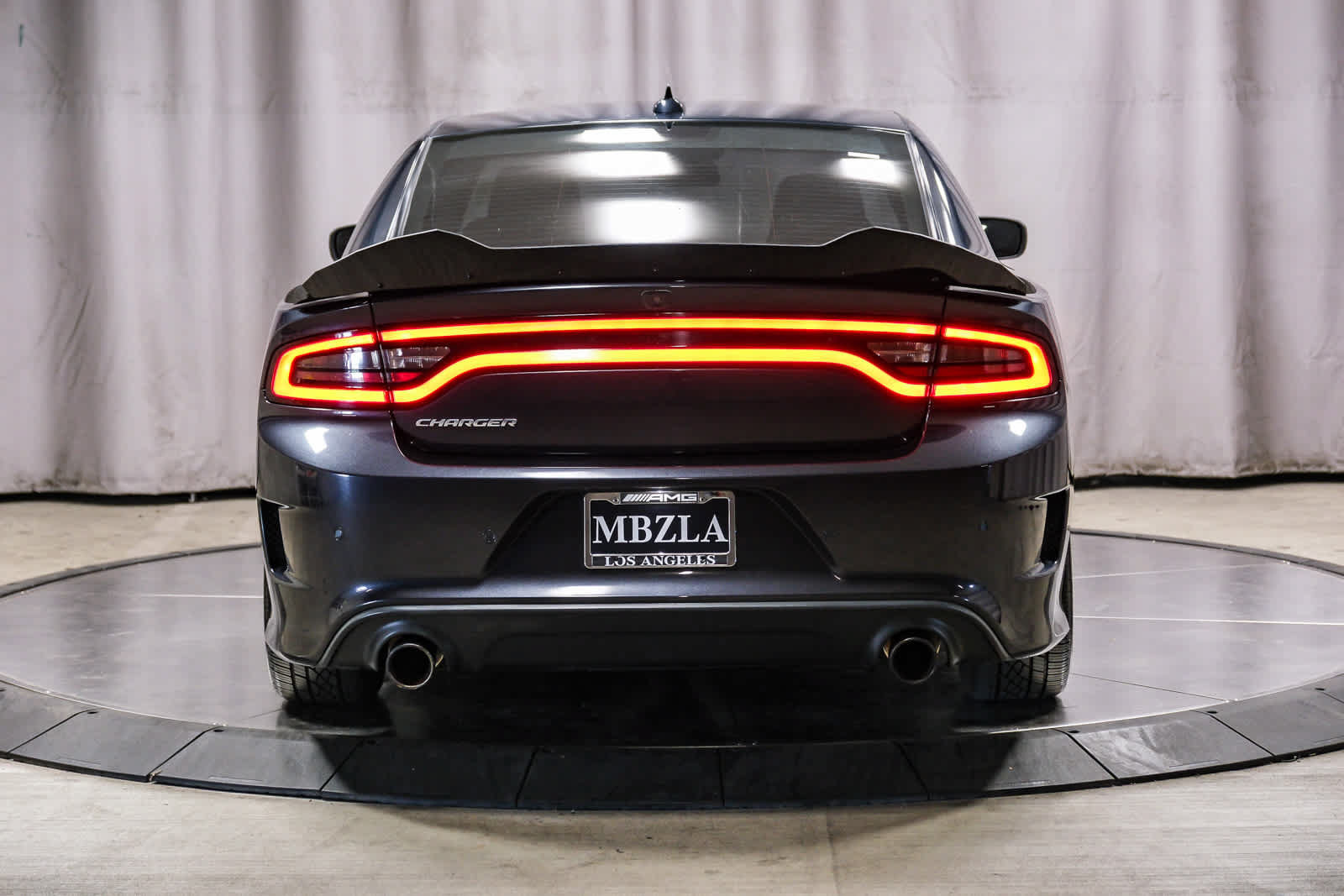 Used 2019 Dodge Charger GT RWD image 3